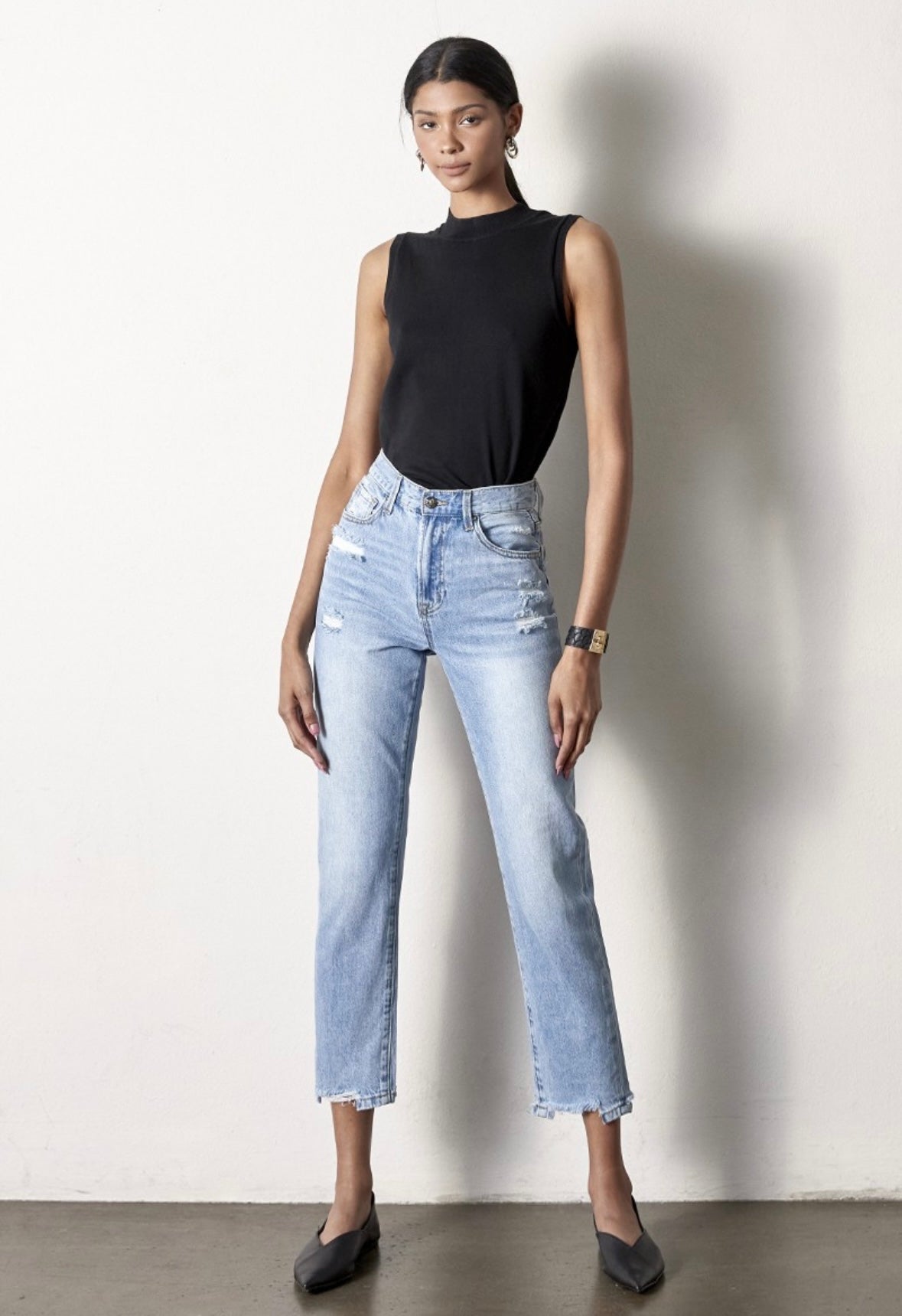 Medium Wash High Rise Girlfriend Jeans