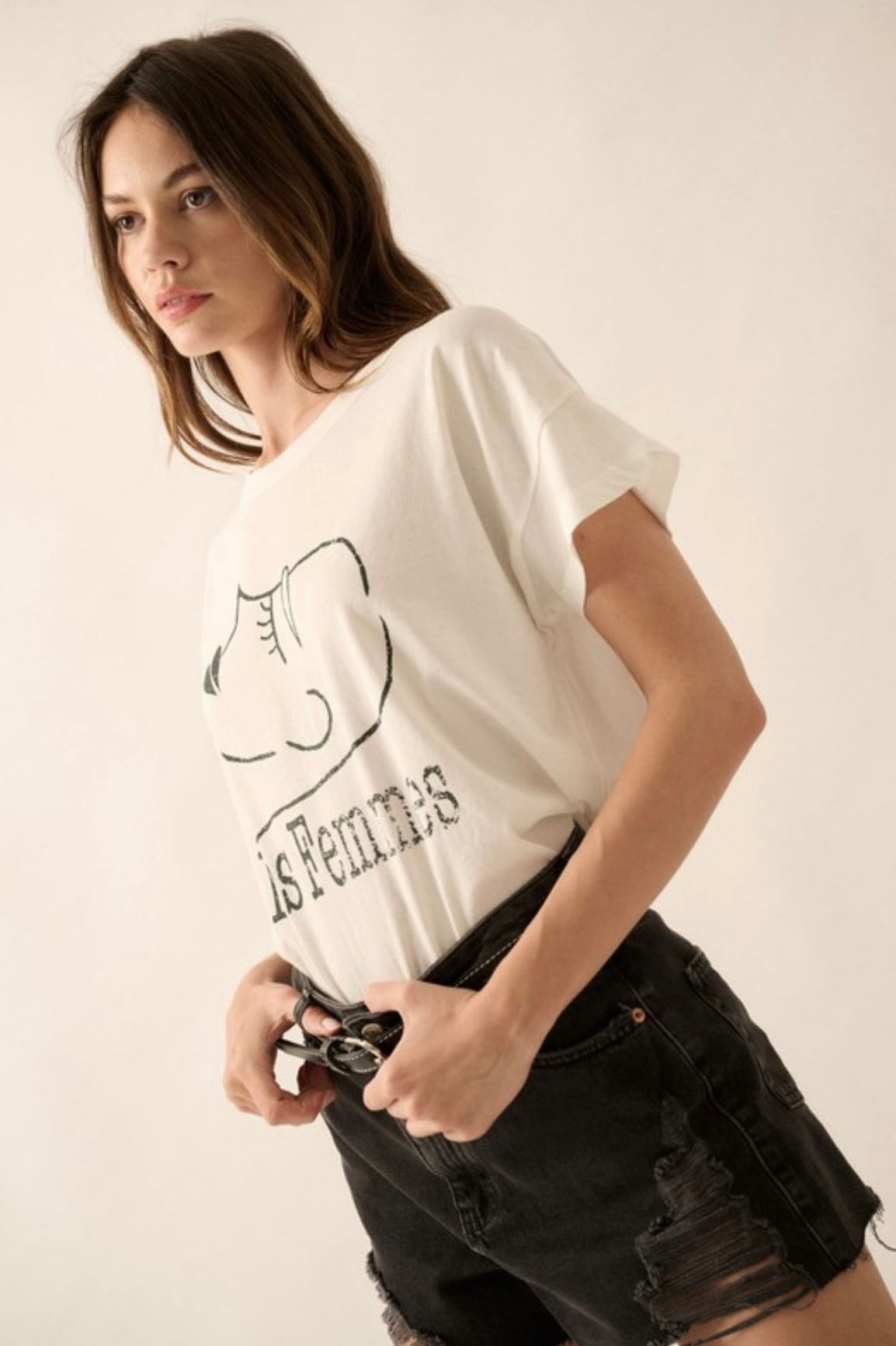Les Femmes Graphic Tee