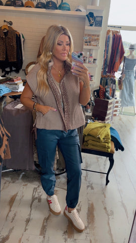Mocha Sherpa Vest