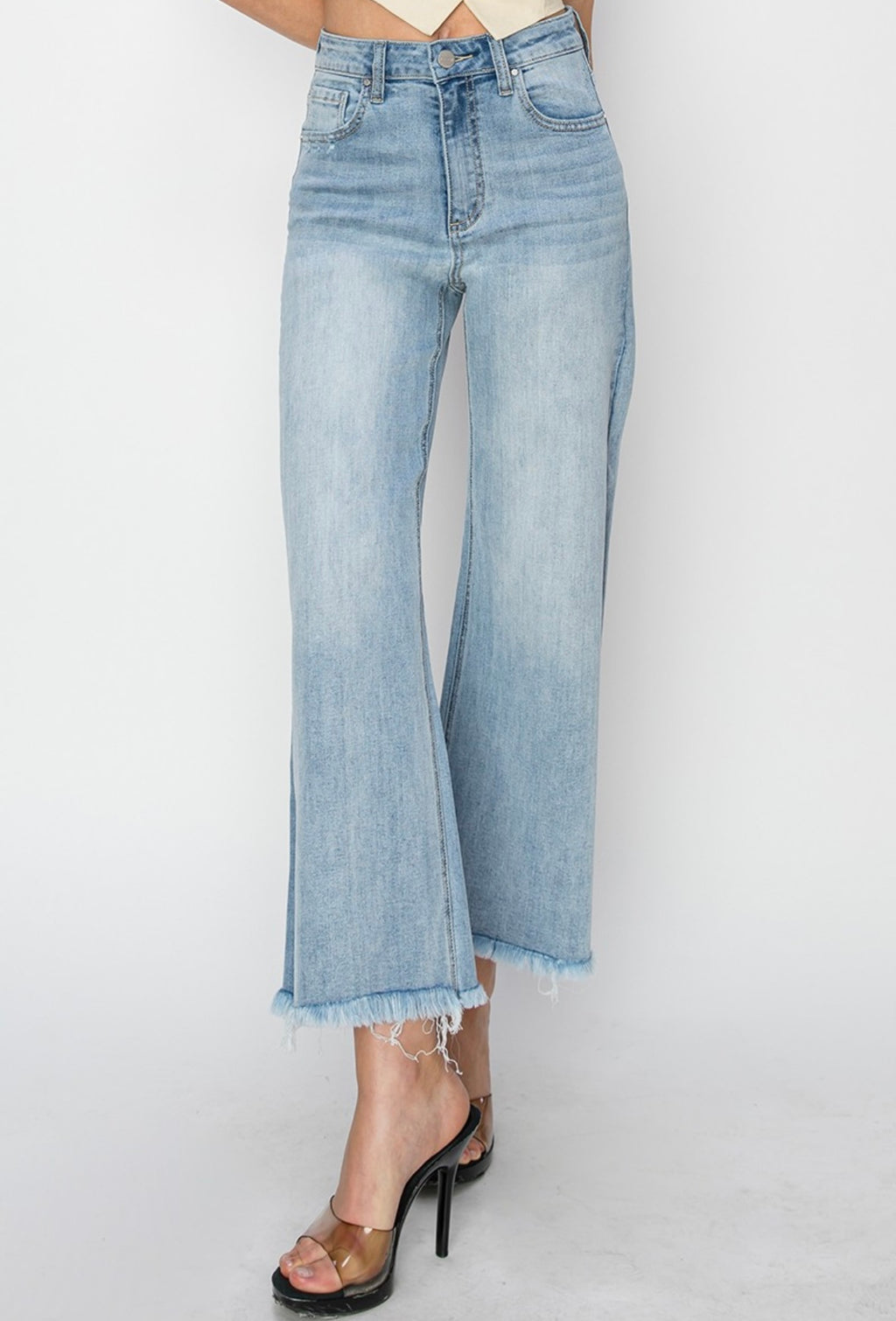 Lightwash Cropped Wide Leg Jeans