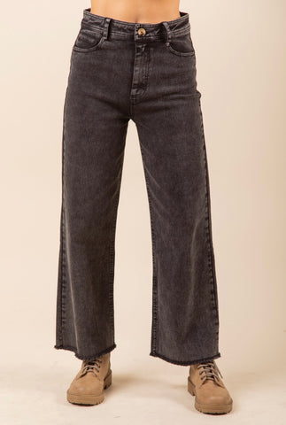 Black Cropped Vintage Wide Leg Jeans