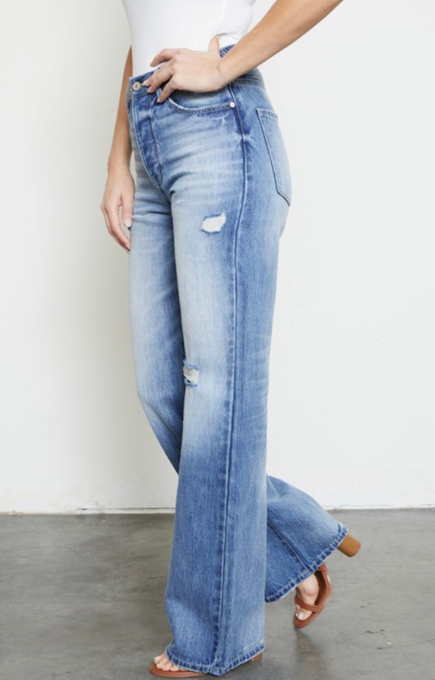 Light High Rise Wide Leg Jeans