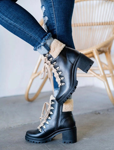 Black Lace Up Sherpa Booties