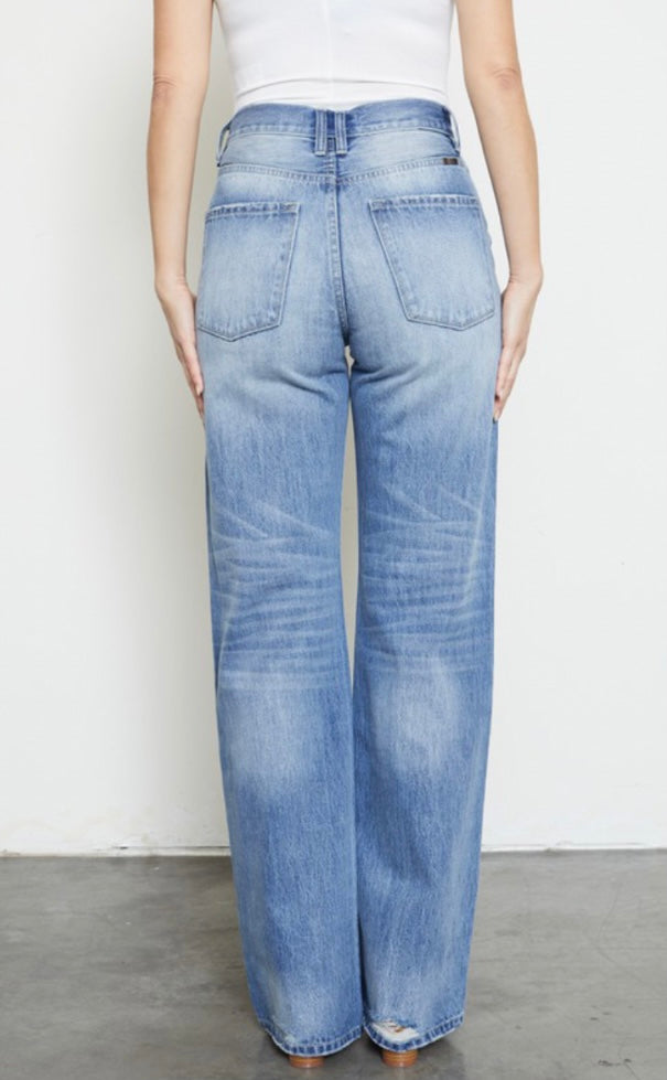 Light High Rise Wide Leg Jeans
