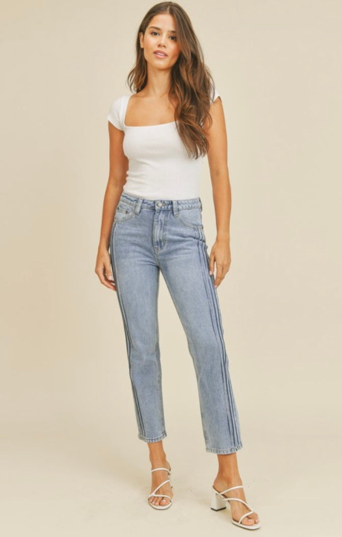 Pintucked Boyfriend Jeans